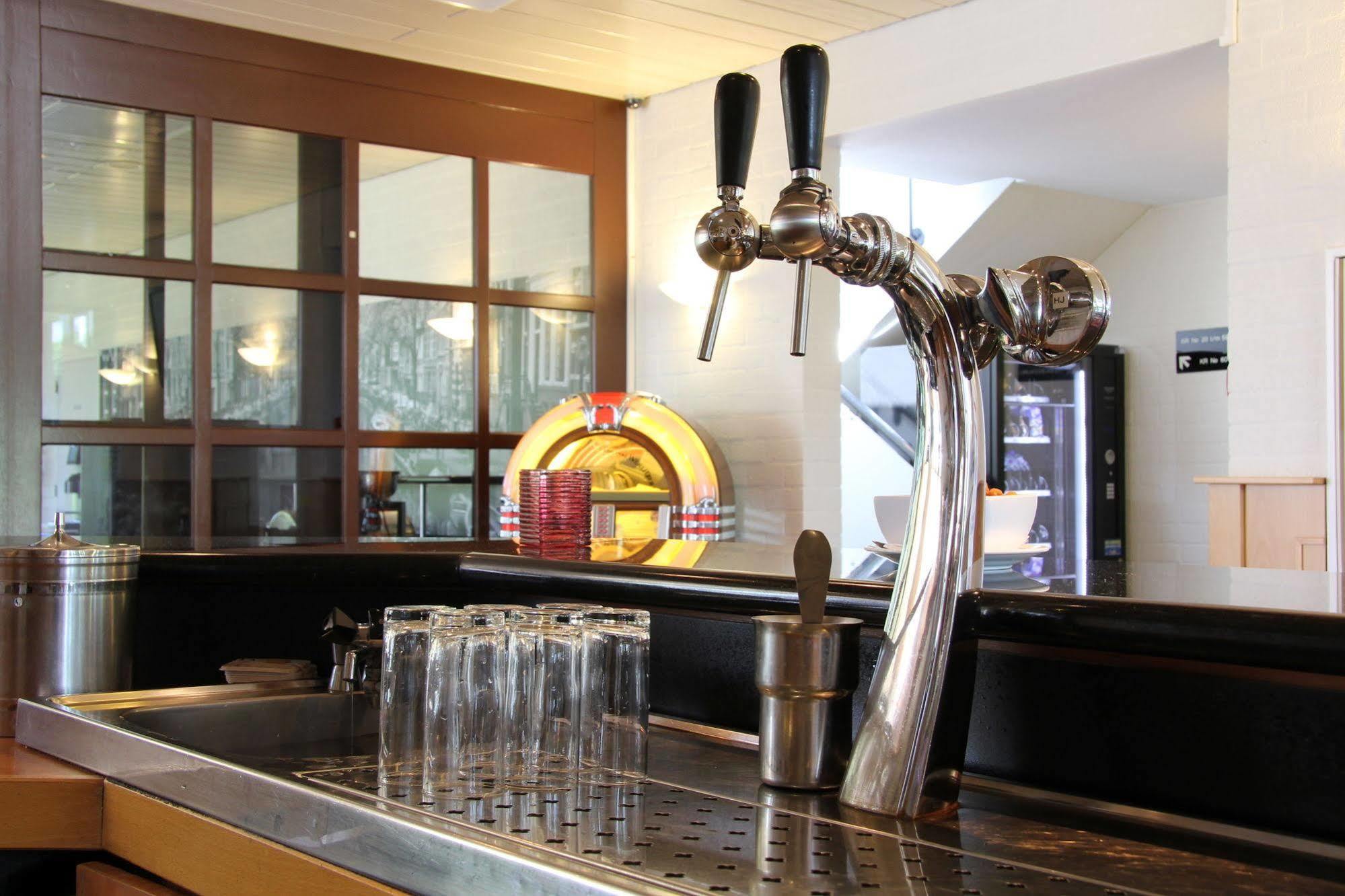 Bastion Hotel Schiphol Hoofddorp Exterior photo